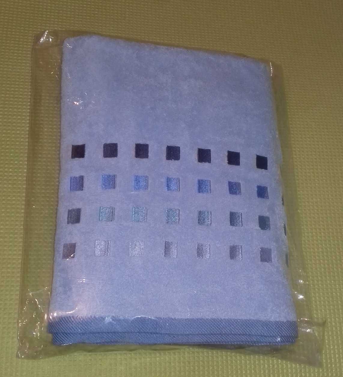 Рушник махровий 70х140 см Maisonette Classy блакитне-синє
