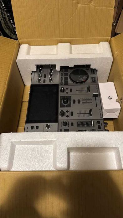 Denon DJ PRIME GO+ Controlador DJ portátil NOVO