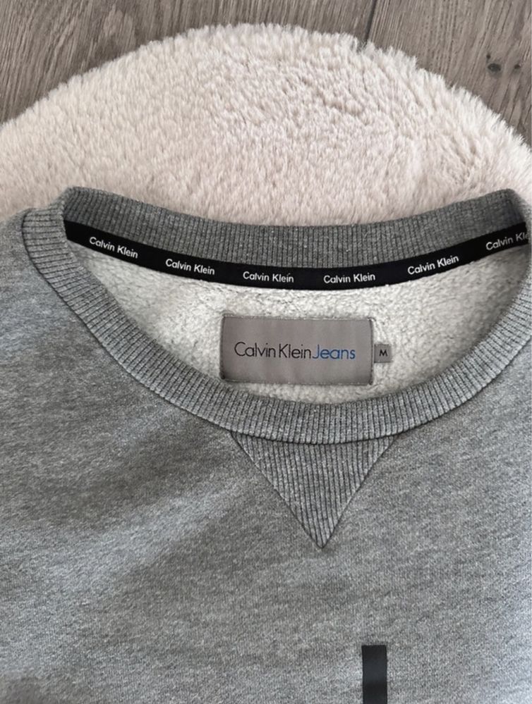 Szara bluza Calvin Klein