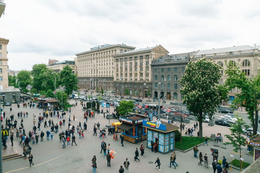 Подобово 2к апартаменти, Хрещатик, 17.  м. Хрещатик