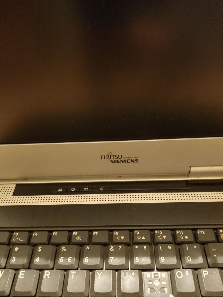 Laptop Fujitsu Siemens