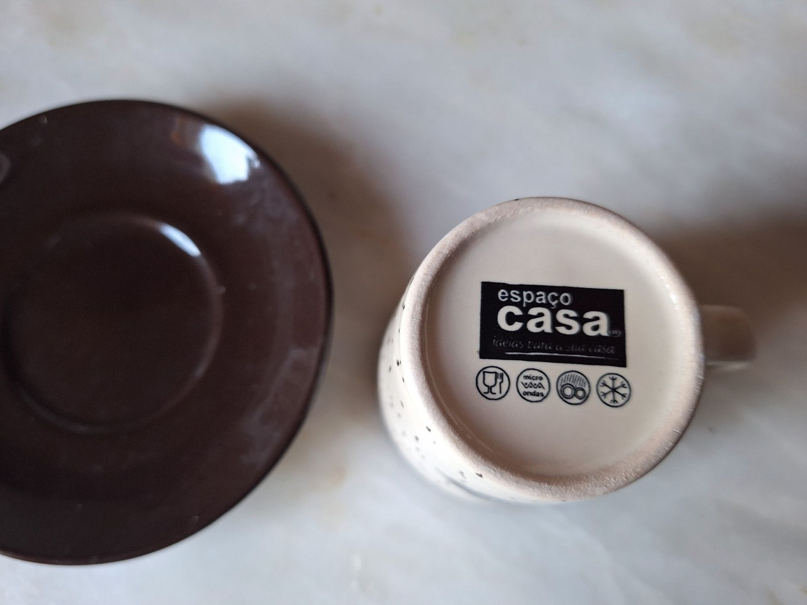 Conjunto  chavnas de café. (Reservado)