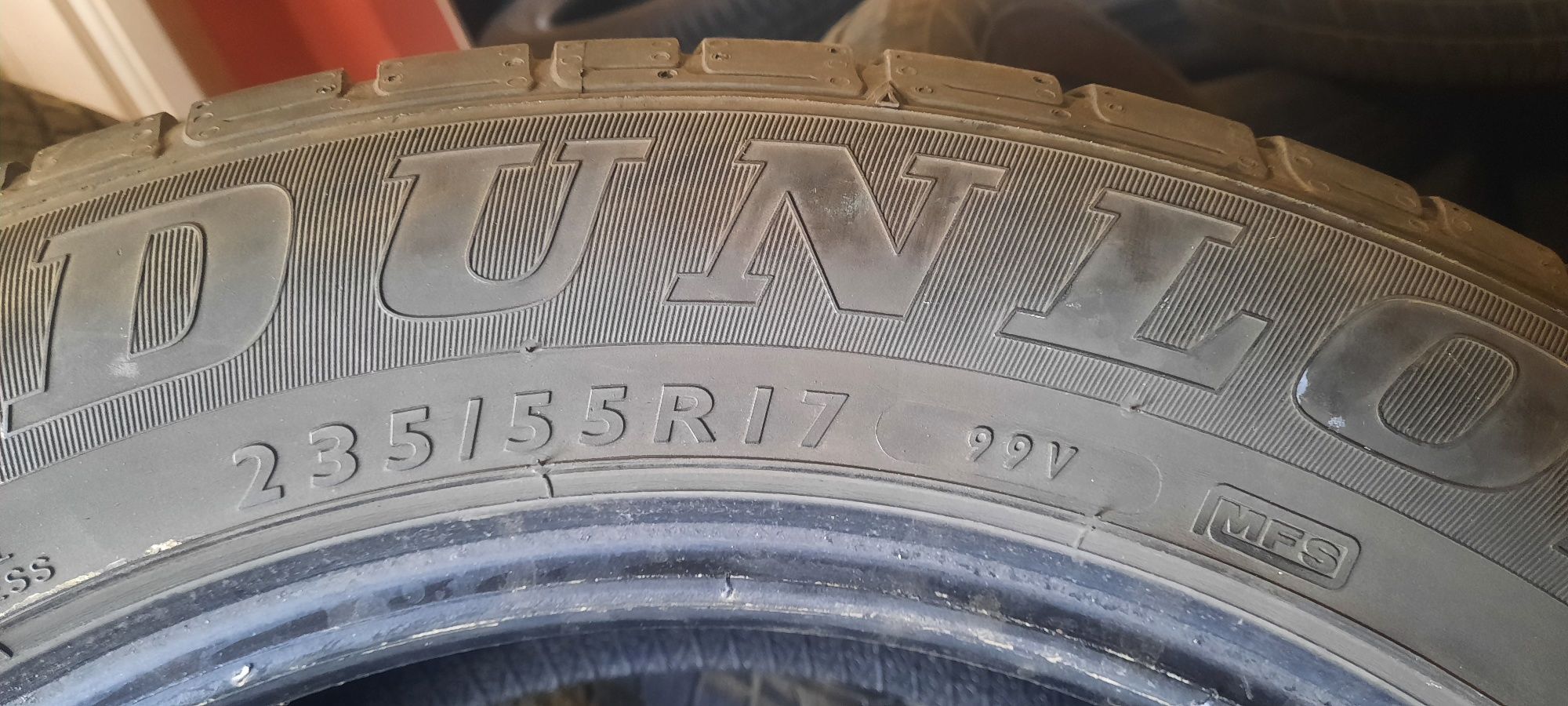 4x opony 235.55R17 DUNLOP