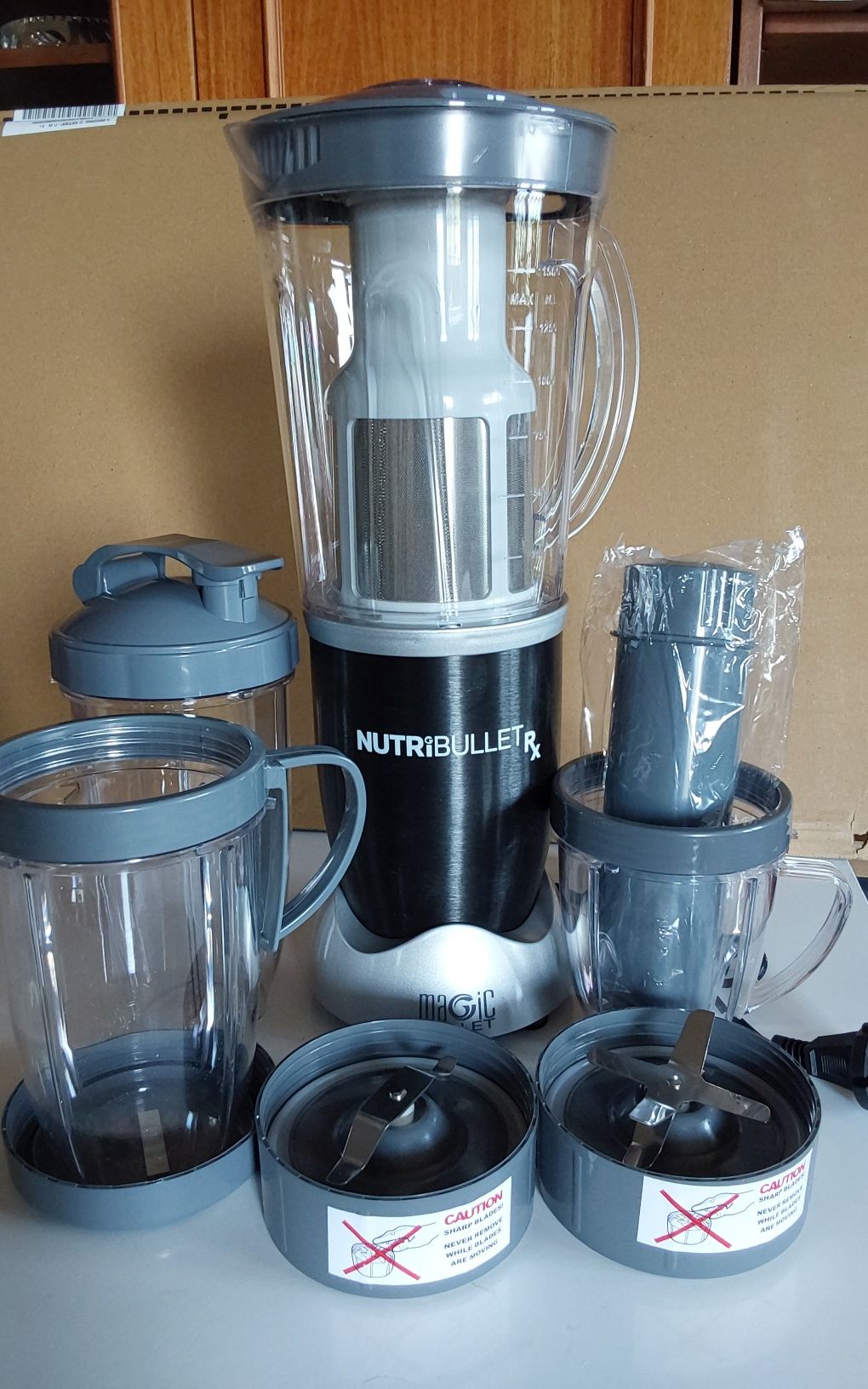 Блендер Nutribullet RX Magic