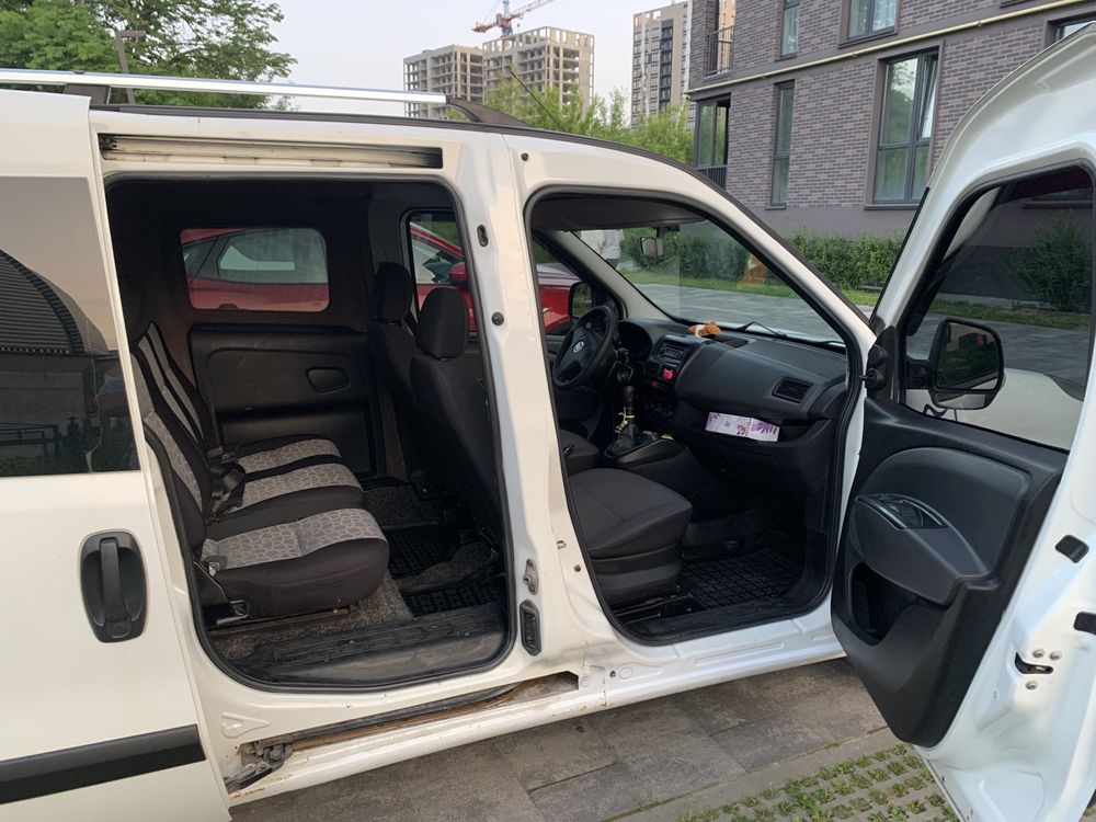 Fiat  Doblo 2.  2011р 1.6турбодизель