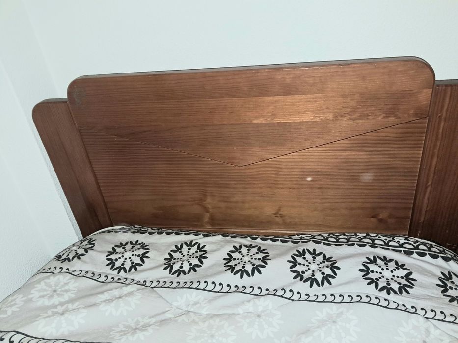 Cama de solteiro com colchão