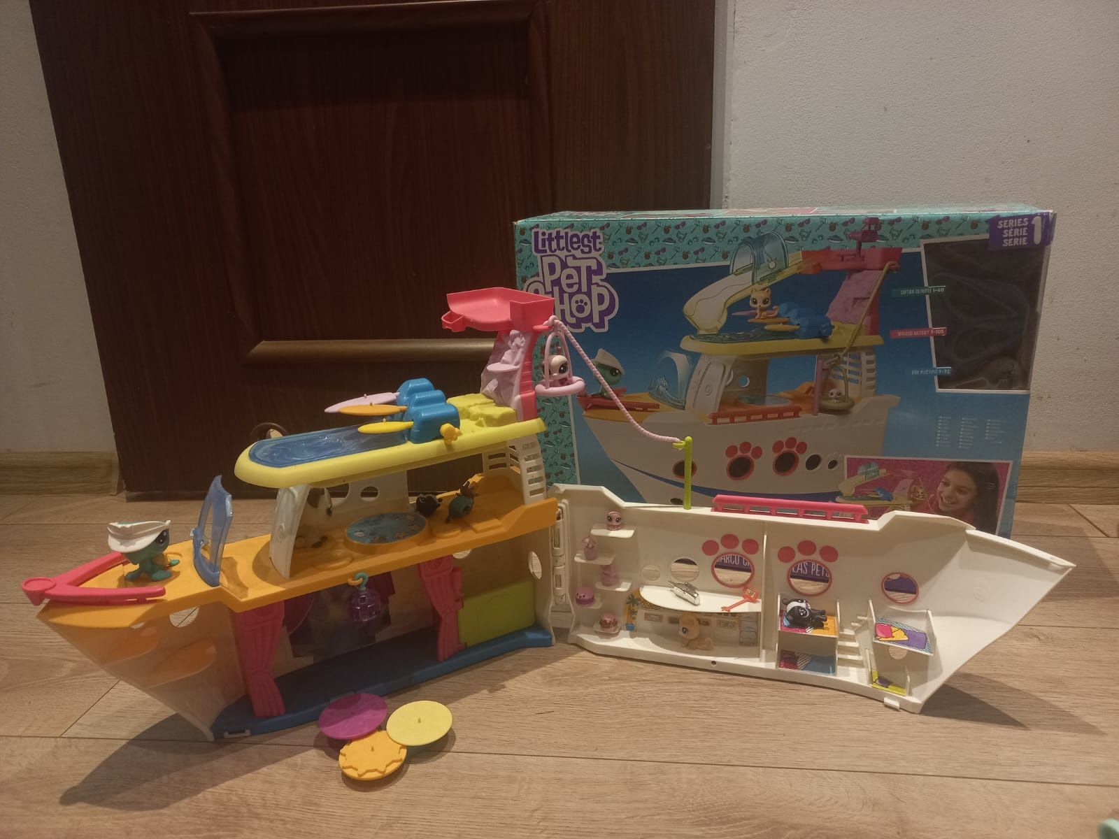 Littlest pet shop statek stan idealny 70 zł