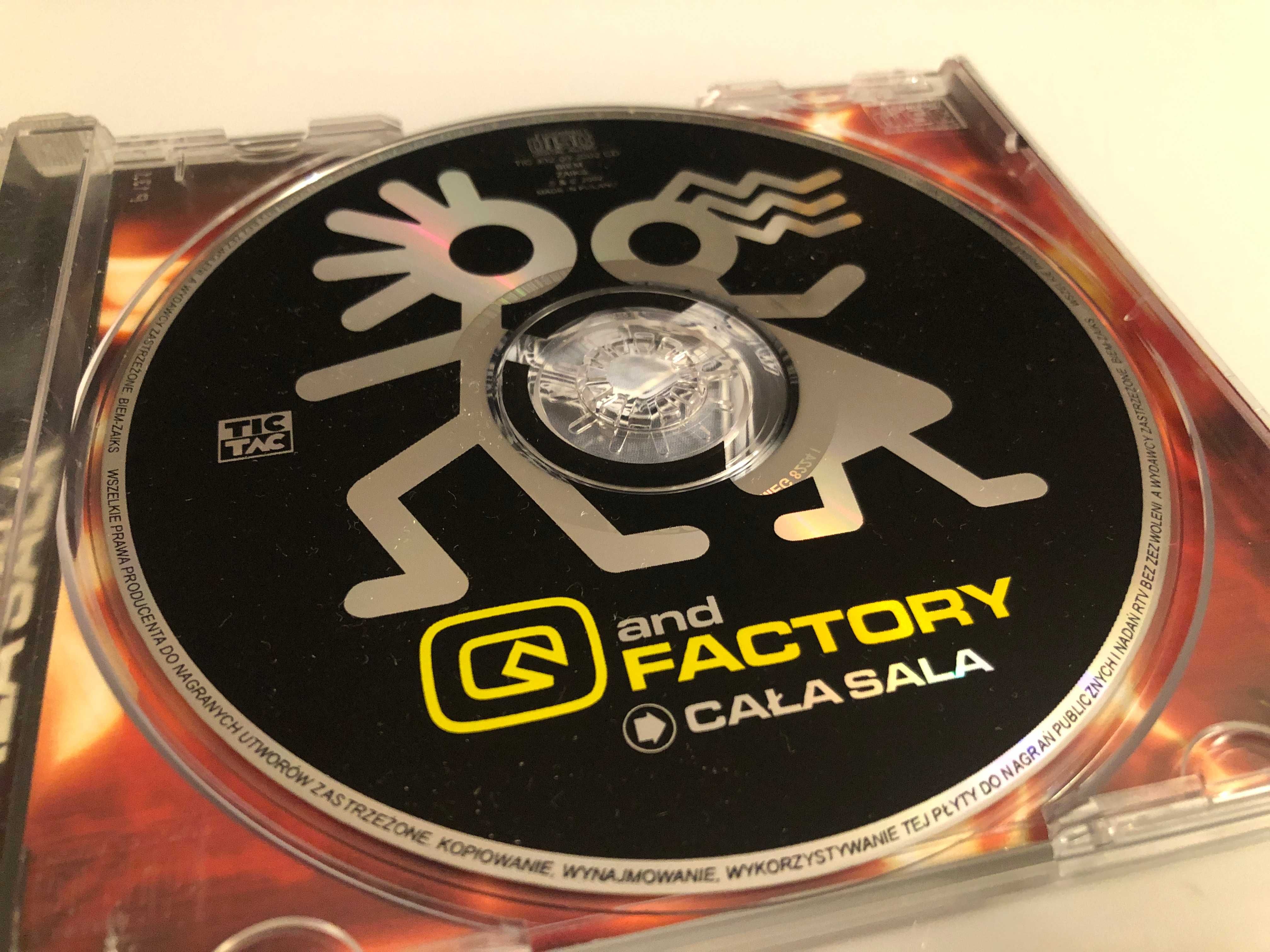 Q And Factory Cała sala | płyta CD