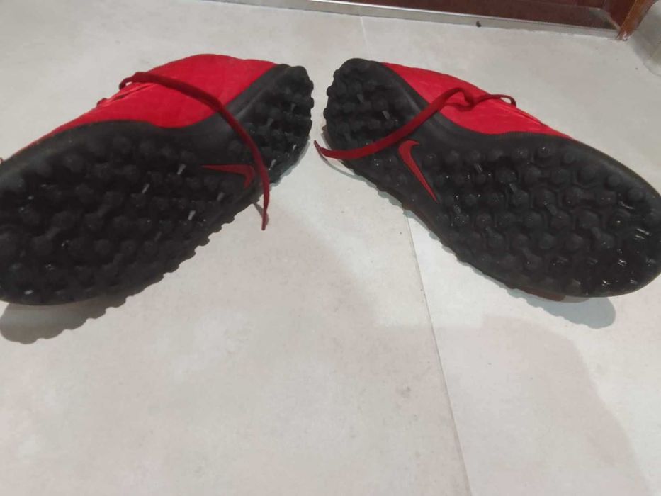 Buty Pół Profesjonalne Nike czerwone żwirówki