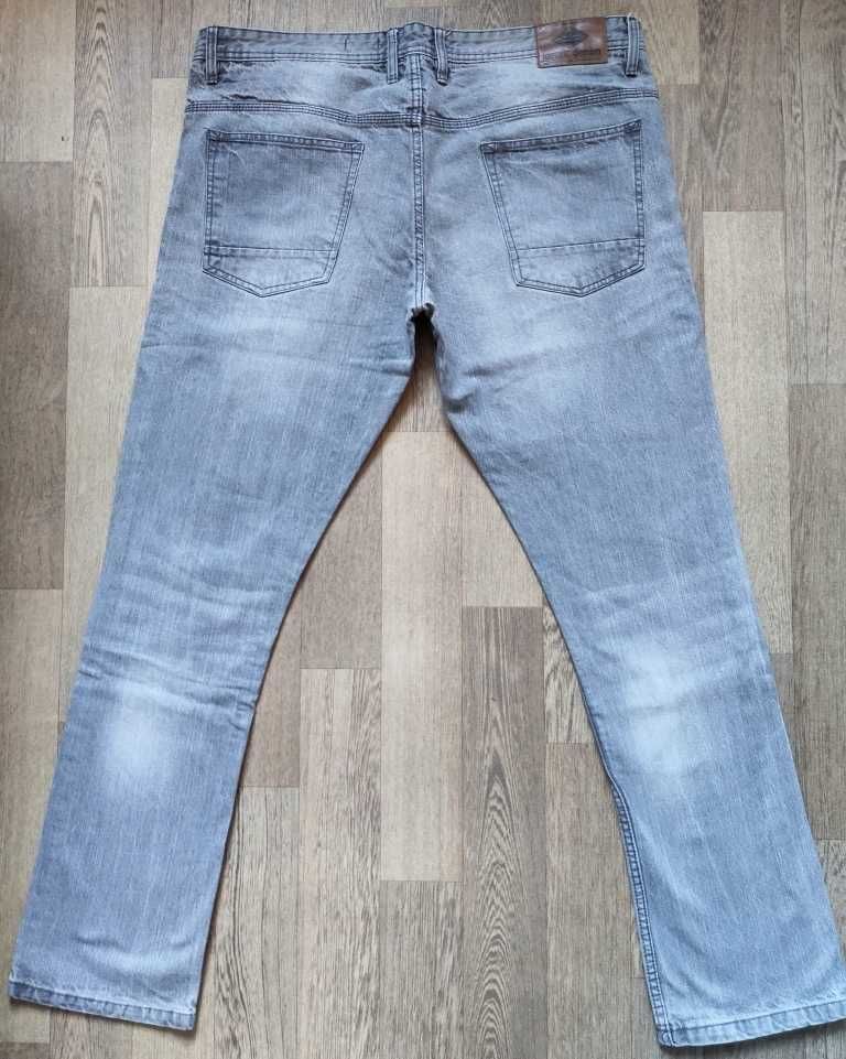 Мужские джинсы Identic denim 38/34