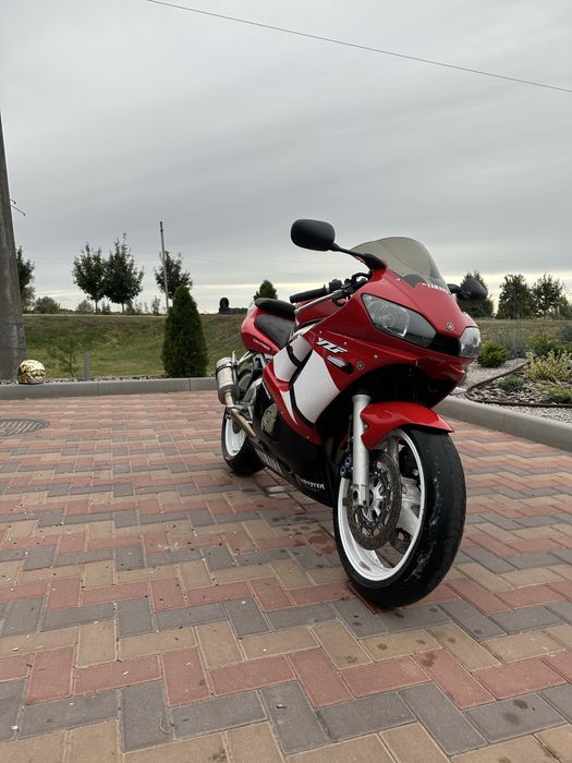 Yamaha r6 Ямаха р6