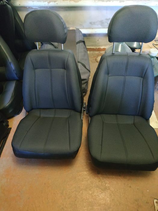 Перетяжка сидений