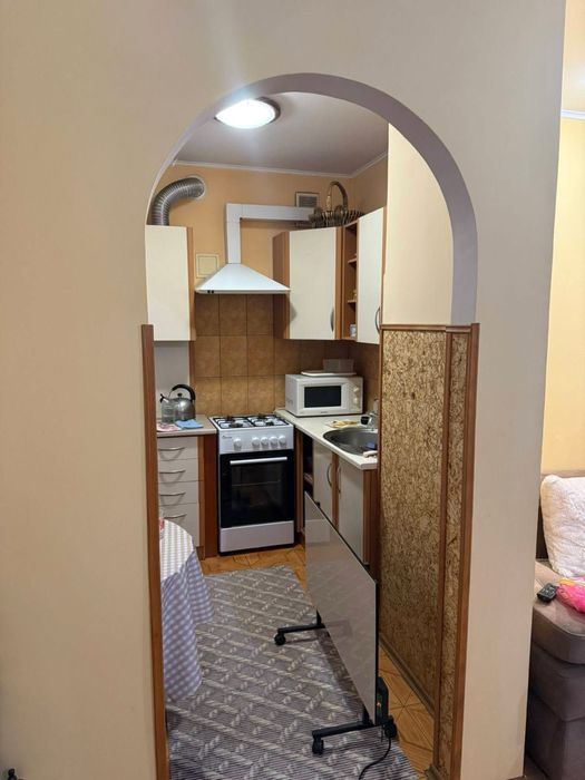 Продаж 2-х кім район центру