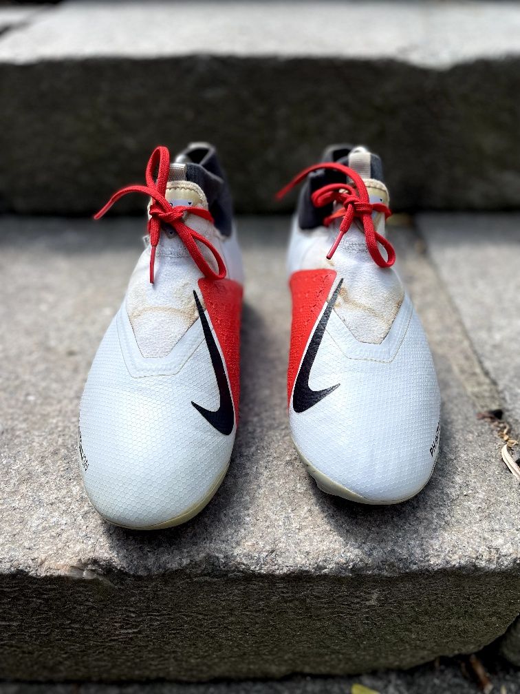 Кнопки Nike phantom