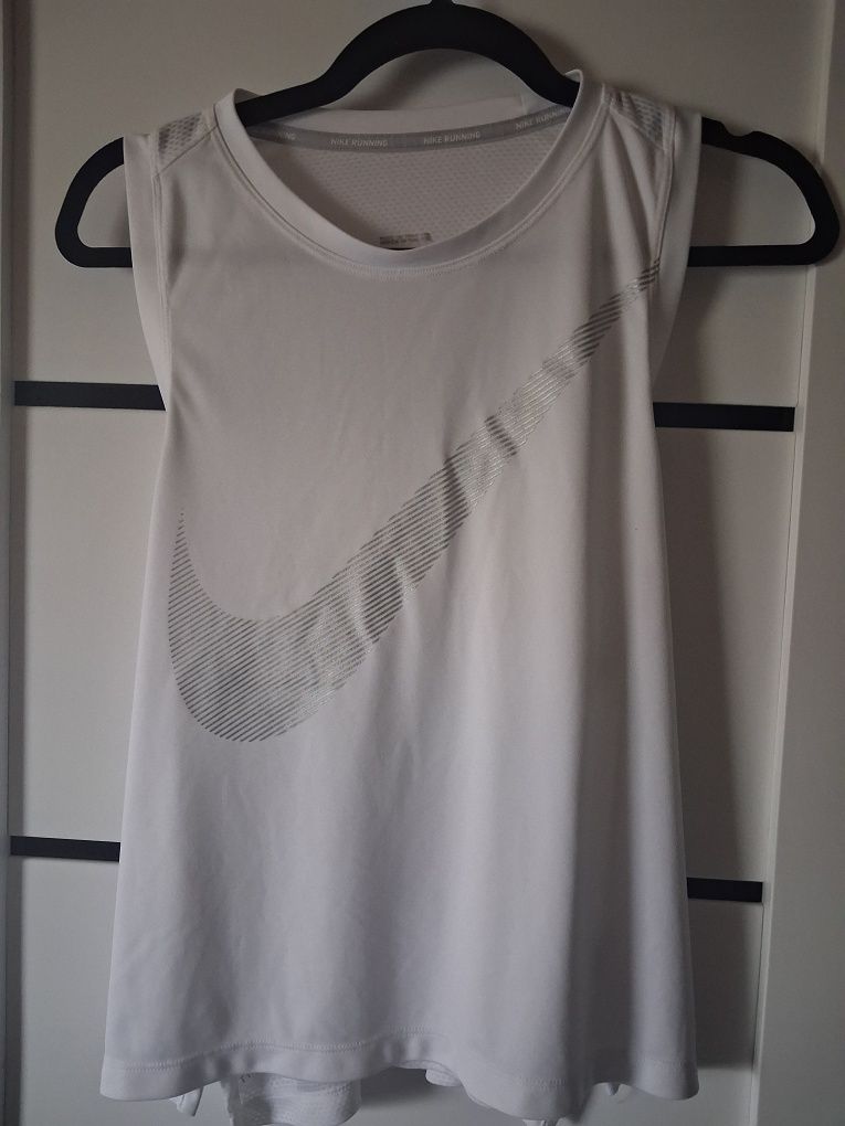 Koszulka NIKE, typu bokserka, damska
