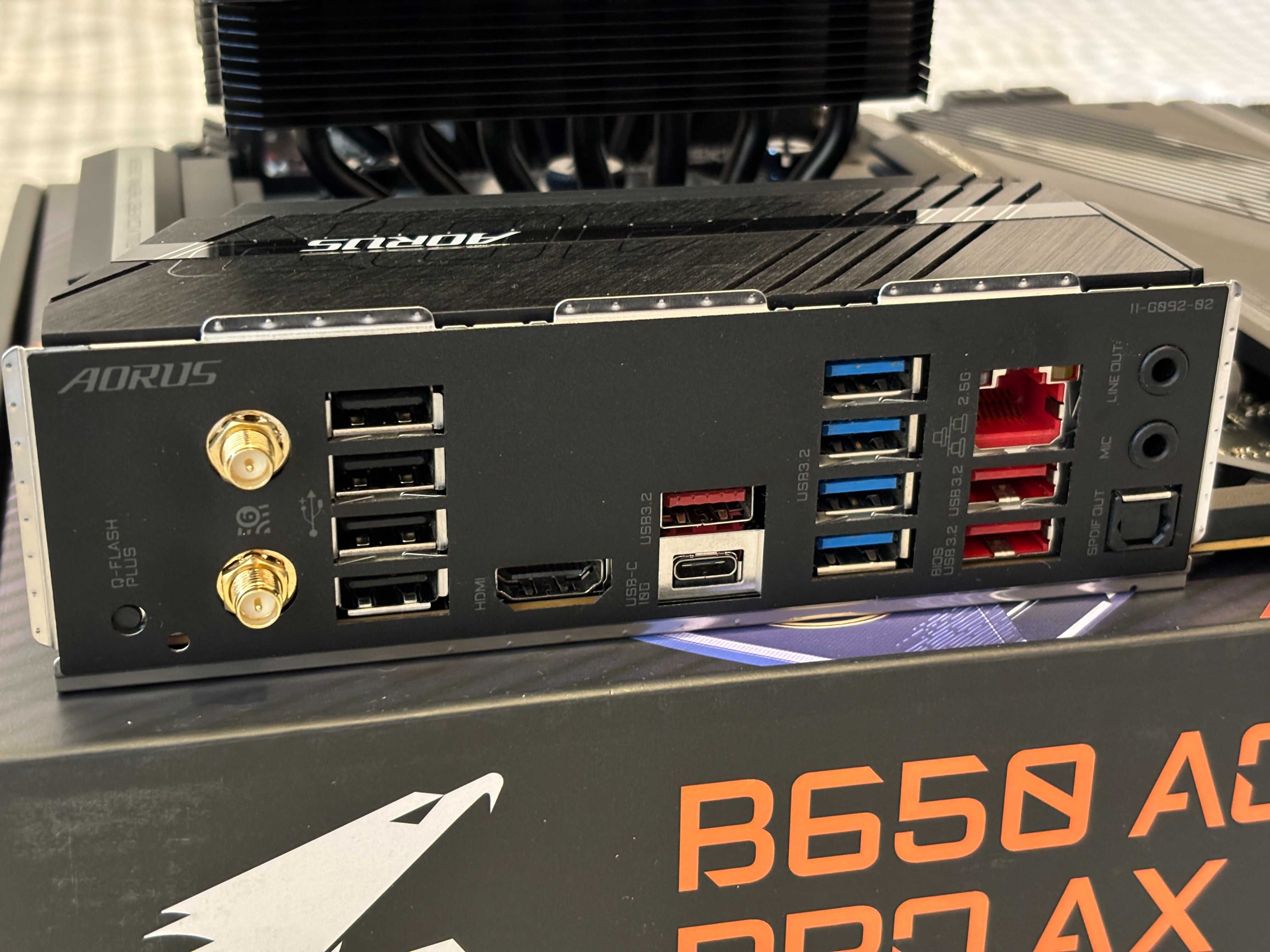 Материнська Плата Gigabyte B650 AORUS PRO AX (WIFI 6E)