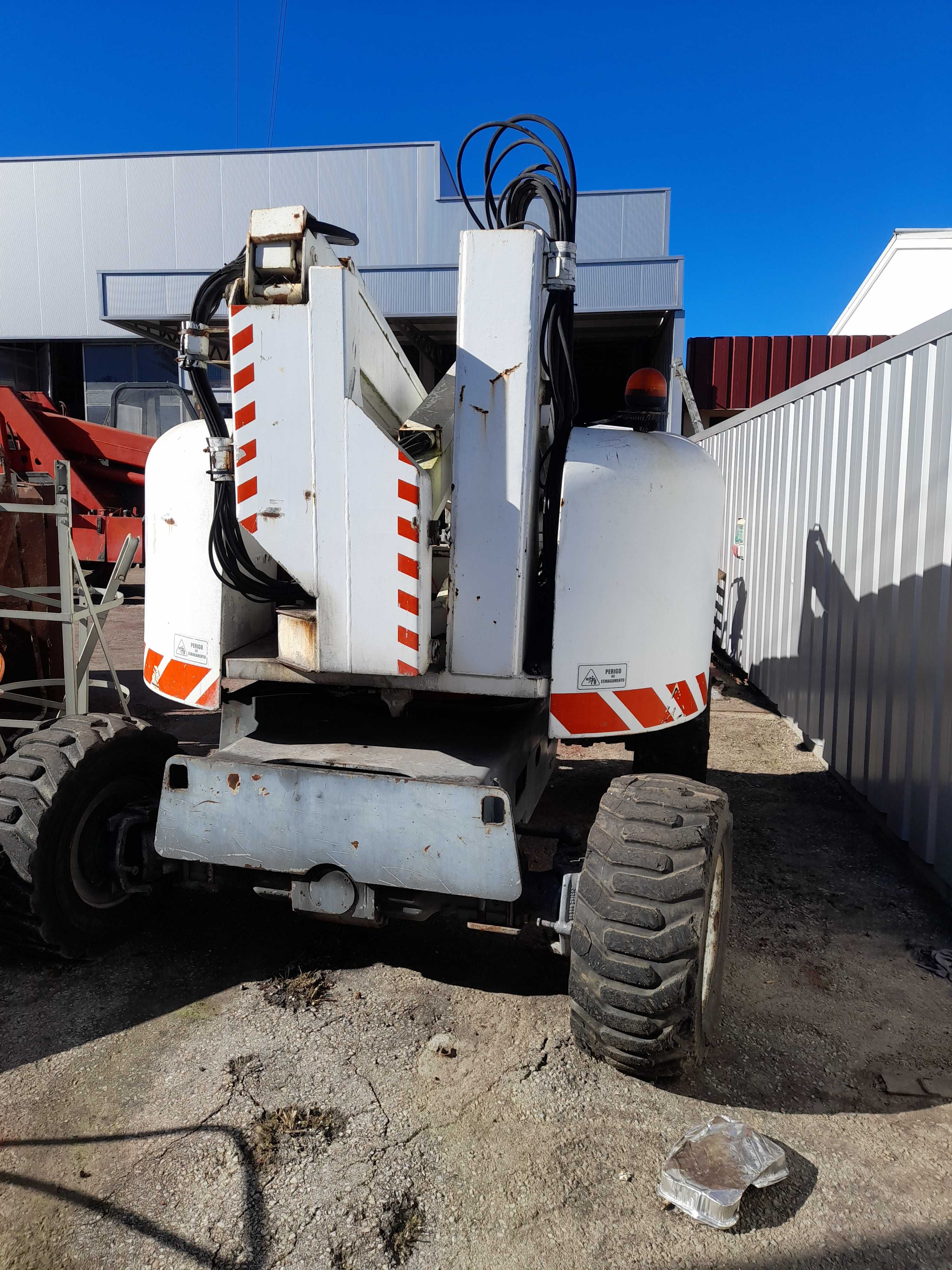 Plataforma Terex - 17Mt