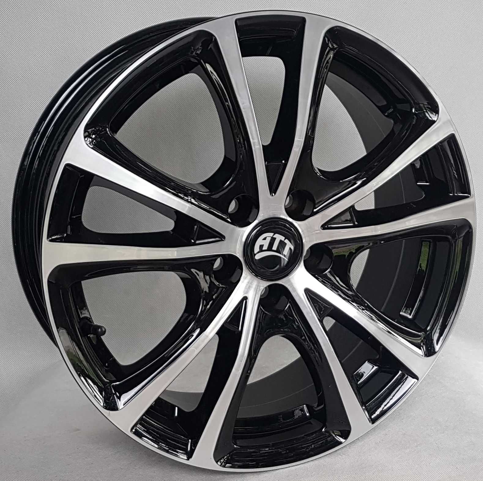 Alufelgi 17 5x100 Seat Arona Toledo Skoda Kamiq Scala GT 86 Subaru XV