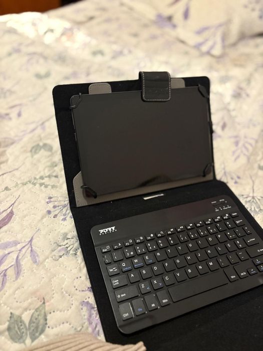 Tablet lenovo com teclado e caneta