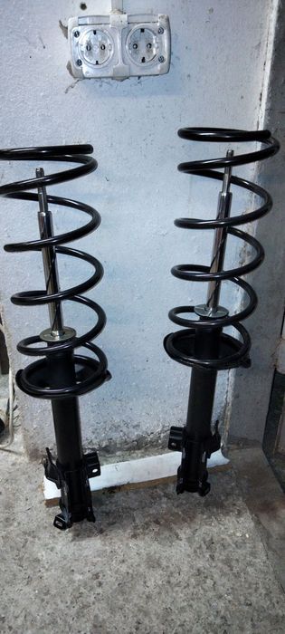 Амортизаторы и пружины на Нисан Примеру