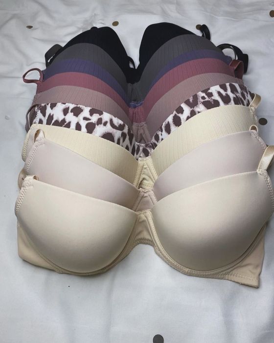 Продам дешево бюстгальтери