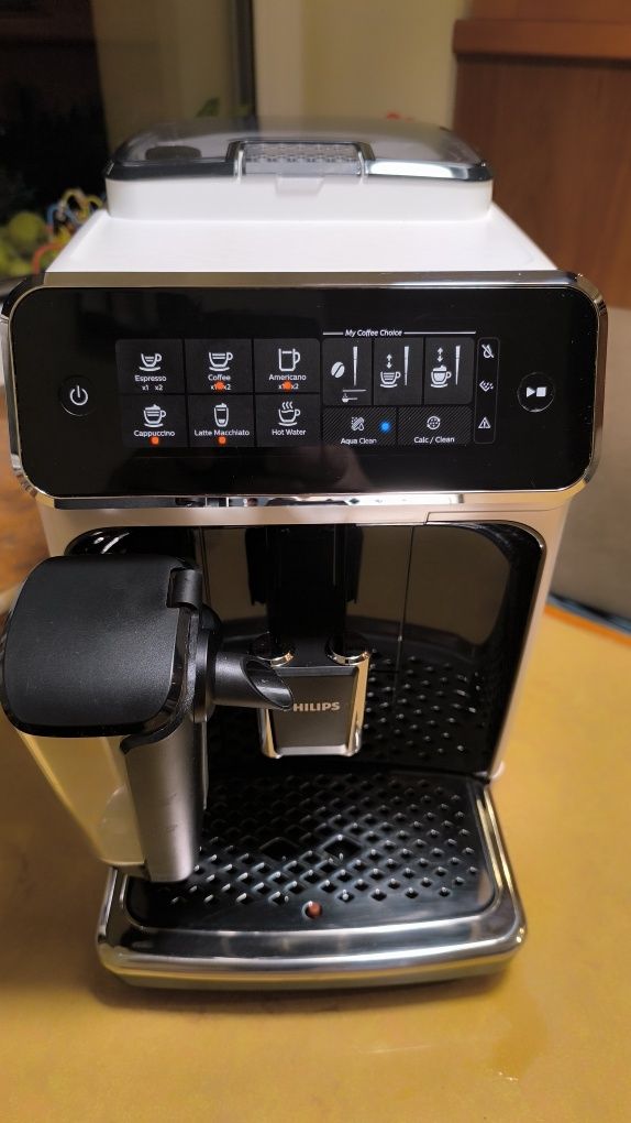 Ekspres kawy Philips lattego EP3243/50 super stan