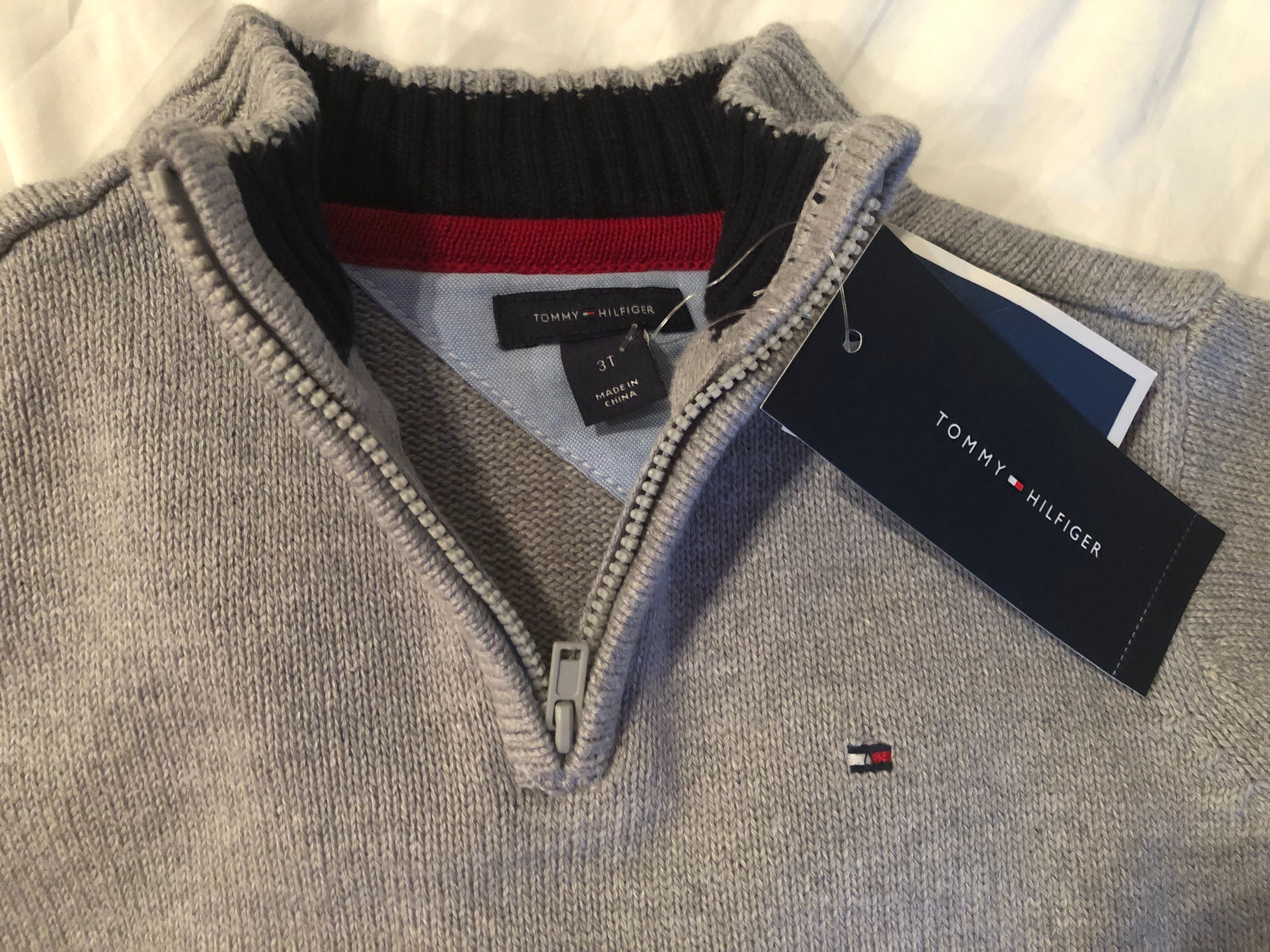 Sweterek Tommy Hilfiger na 3 latka