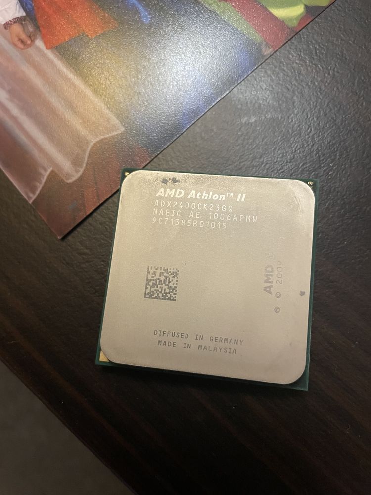 AMD Athlon™" II ADX2400CK23 GQ NAEIC AE 1006 APMW 9C71385B01015