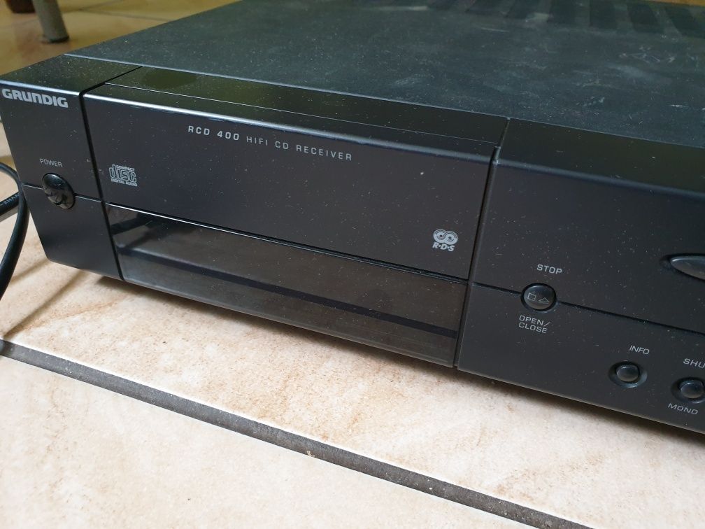 wzmacniacz GRUNDIG RCD 400 cd