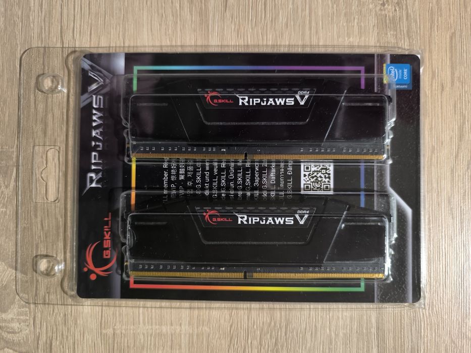 Pamięć RAM DDR4 16GB (2x8) 3200 CL16 G.Skill RipjawsV