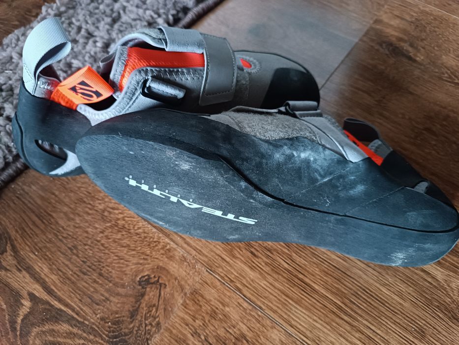 Скельники. Скальні туфлі. 5.10 adidas kirigami