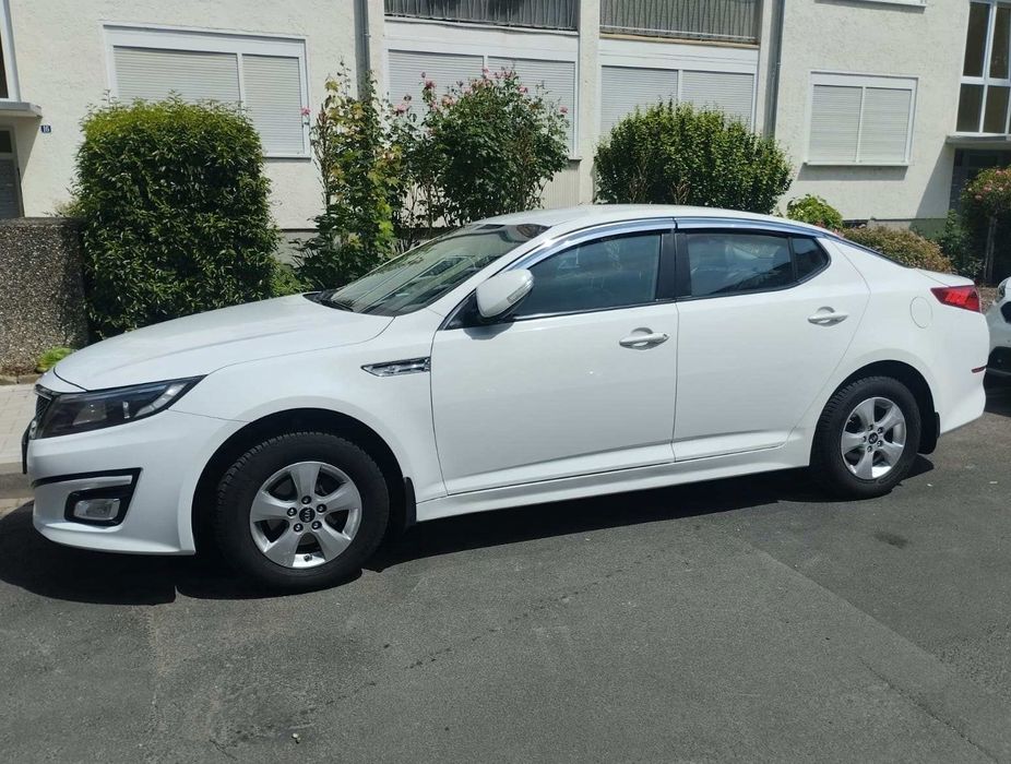 Продам KIA K5  2015