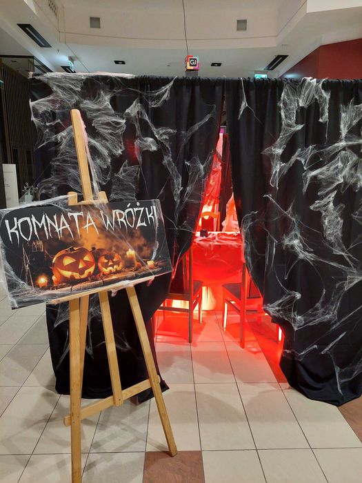 Wróżka Andrzejki stanowisko wróżbiarskie