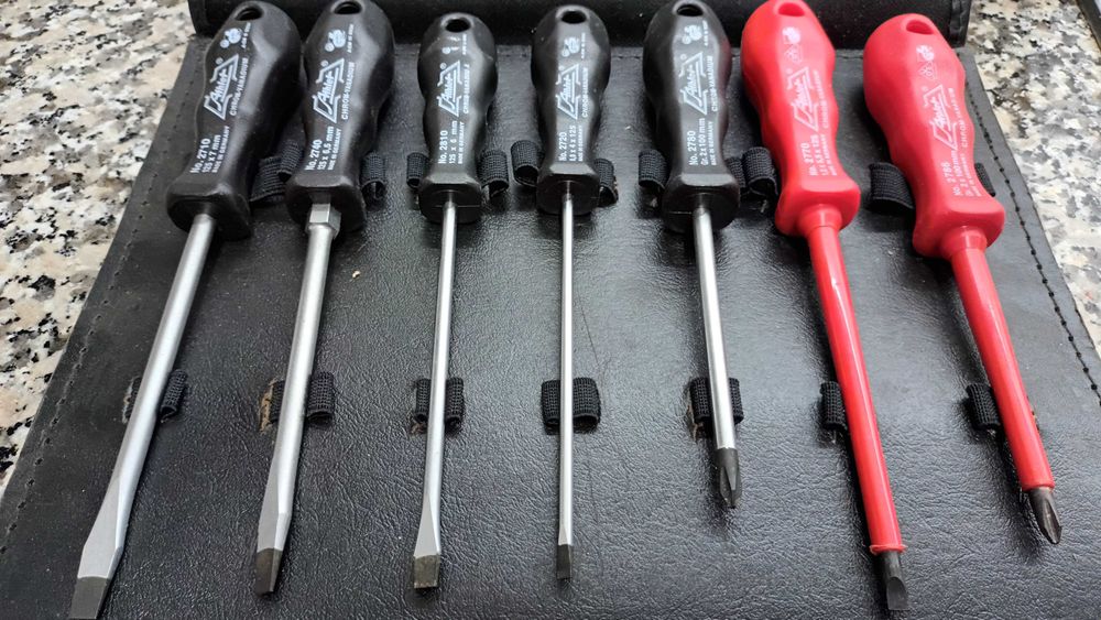 Jogo de chaves fenda "Atlhet" com 7 peças alta qualidade