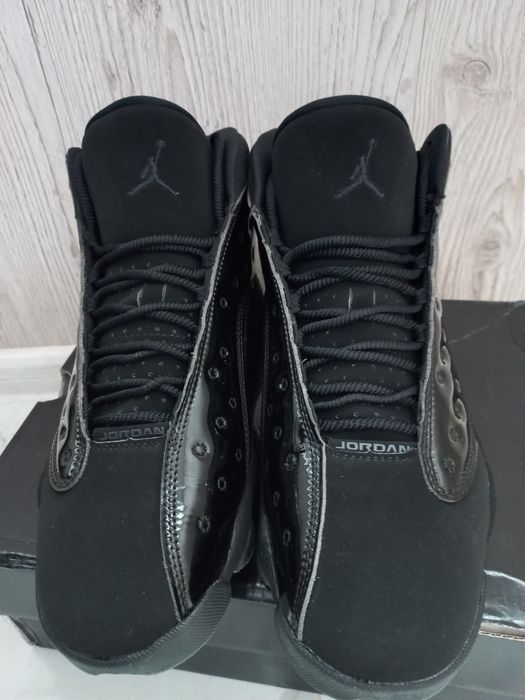 Jordan retro 13. Nike.
