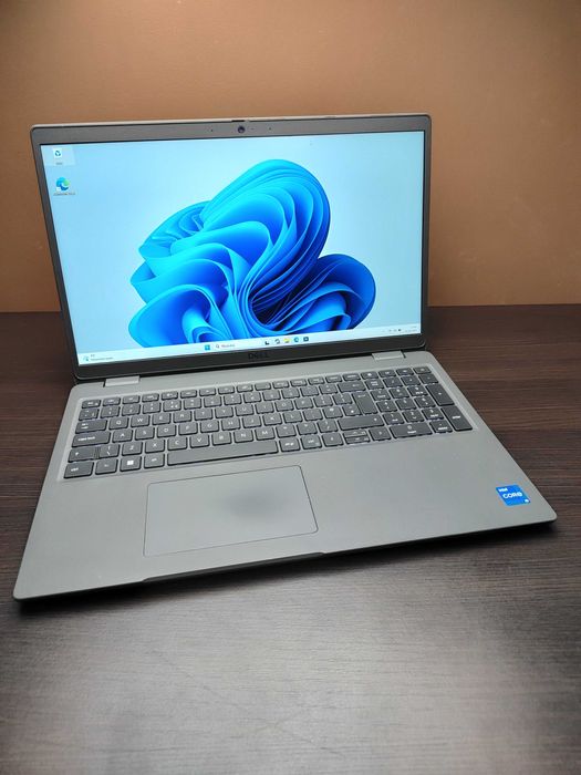 LAPTOP | Dell Latitude 3540 | 15,6" FHD | i5-1335U | 16GB | 500SSD W11