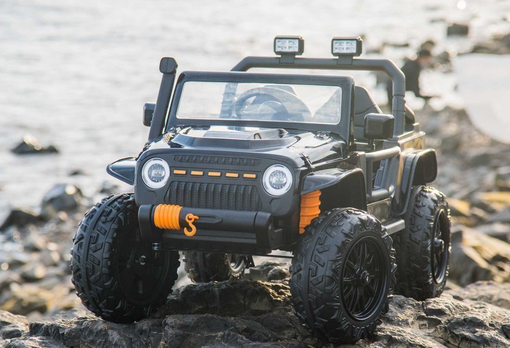JEEP WRANGLER 4x4 Auto Samochód na akumulator DWUOSOBOWY Udźwig 100kg