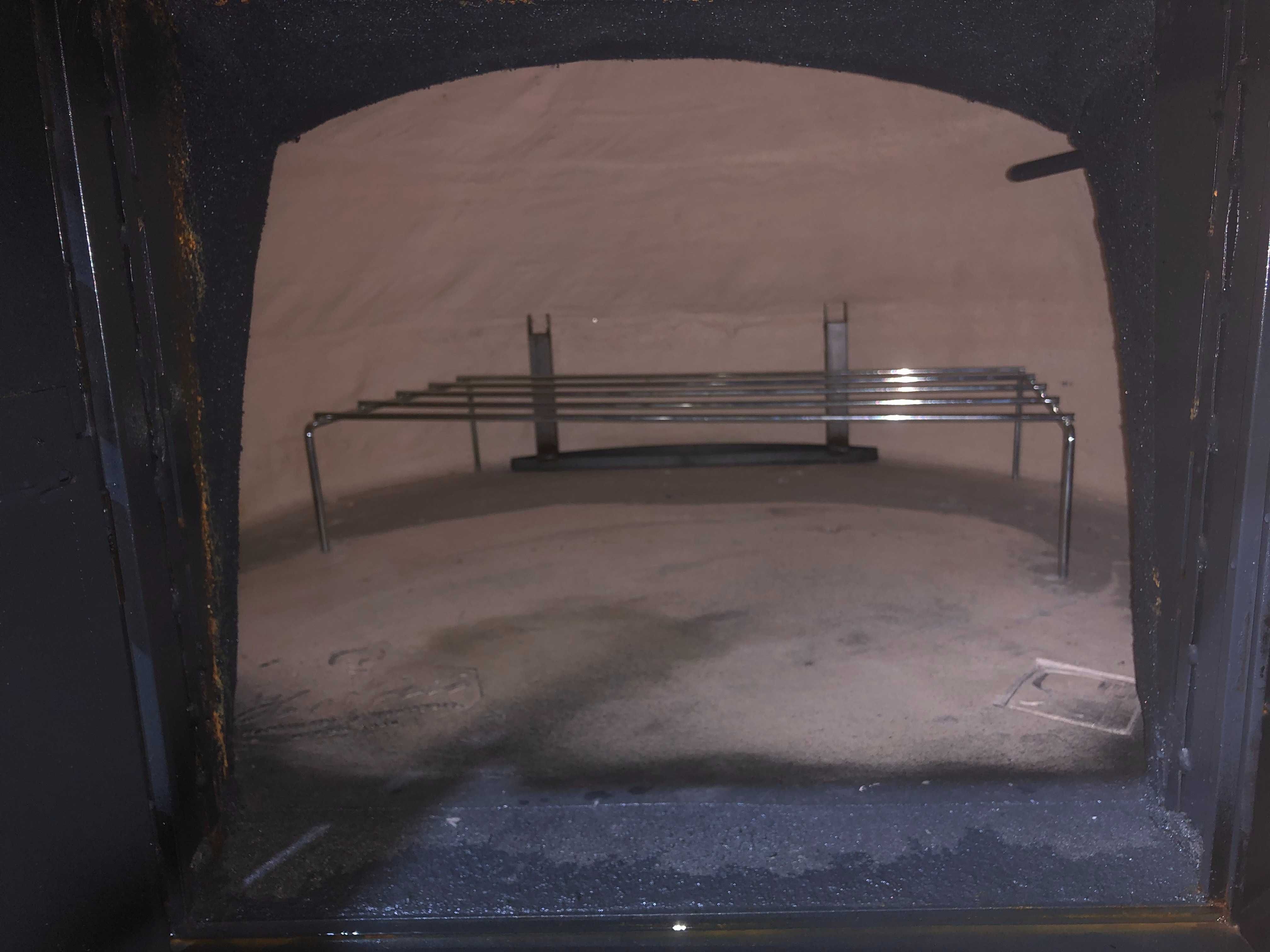 Forno a lenha revestido a chapa