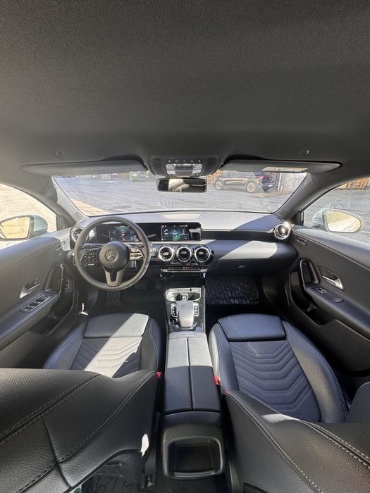 Mercedes A250e como novo