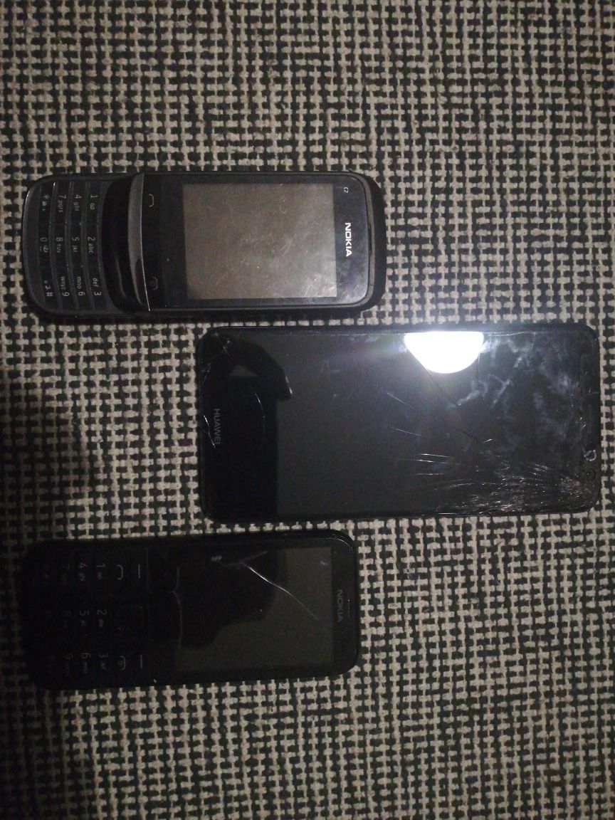 Telemóveis para peças