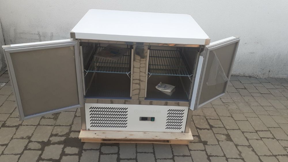 Стіл холодильний 900*700*850 2 дверки Стол холодильный