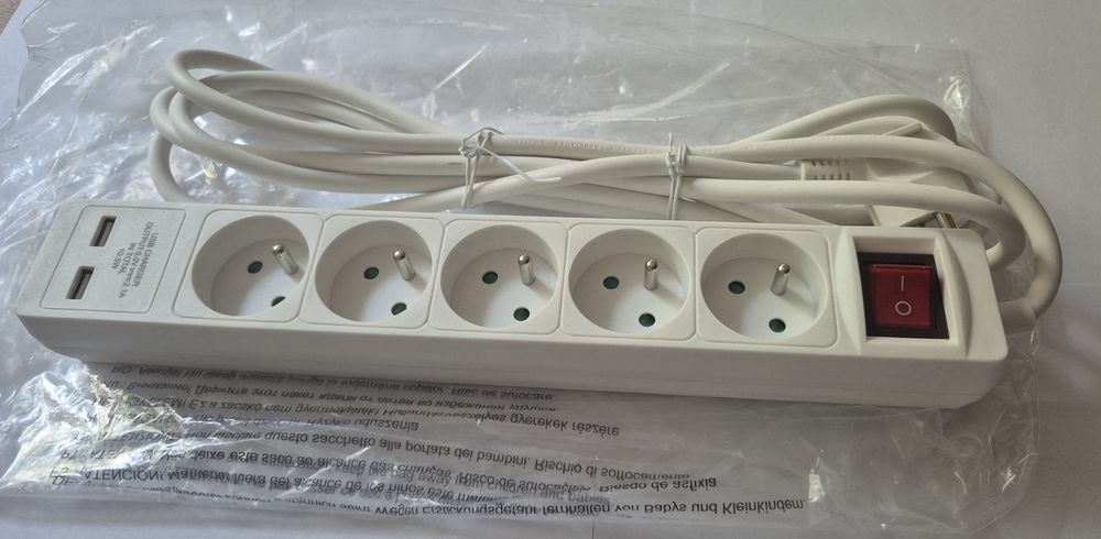 PODSŁUCH GSM LISTWA zasilająca na kartę
SIM z funkcją nagrywania 2 USB