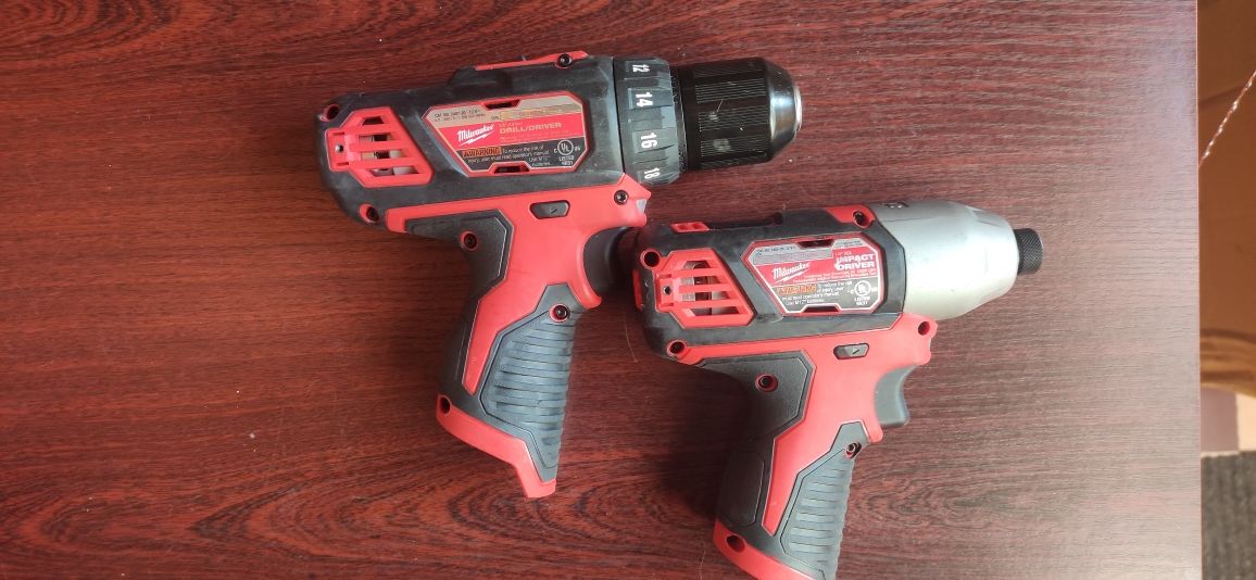 Імпакт Milwaukee m12