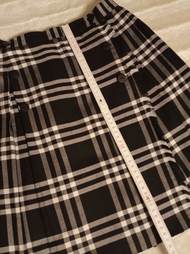Nowa, elegancka, plisowana spódnica w czarno-białą kratkę Vintage R-M