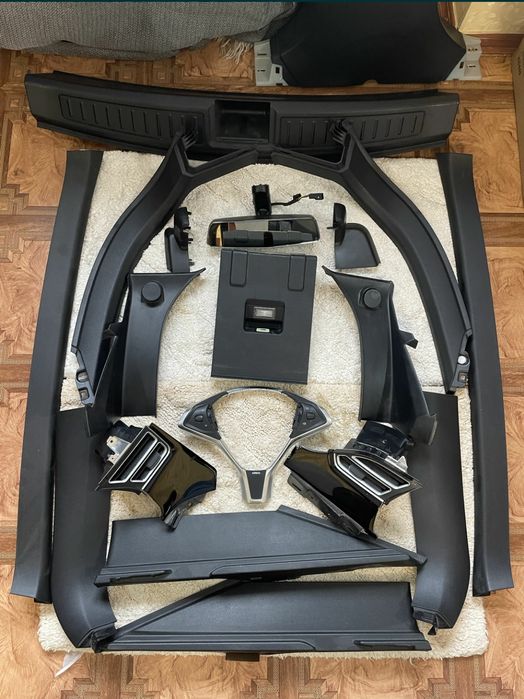 Весь салон до Tesla model S