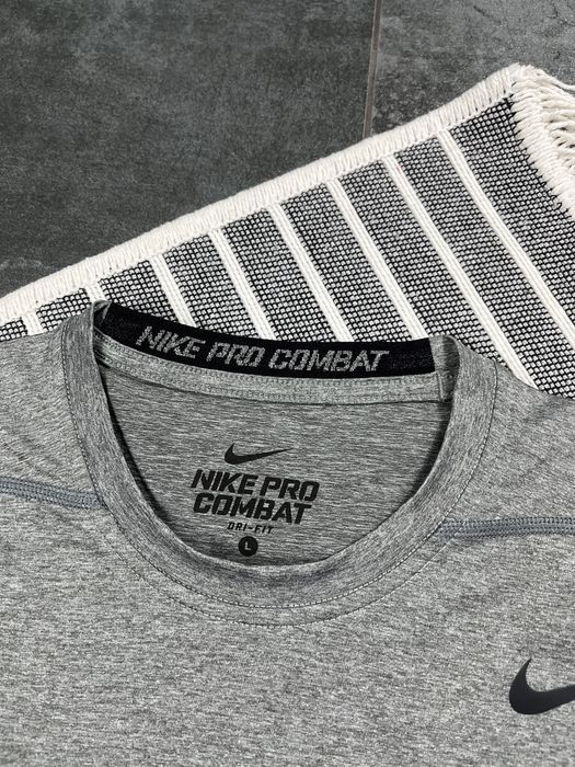 Чоловічий спортивний лонгслив рашгард Nike Pro Combat