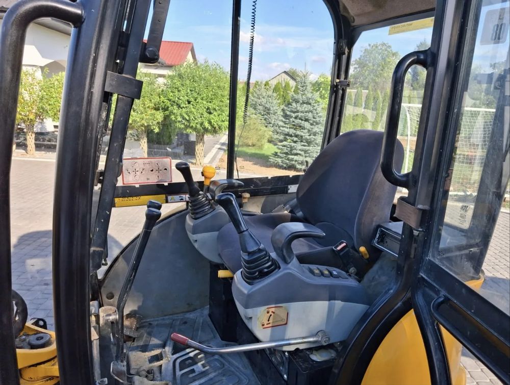 Екскаватор JCB 8032 2005р.в.
