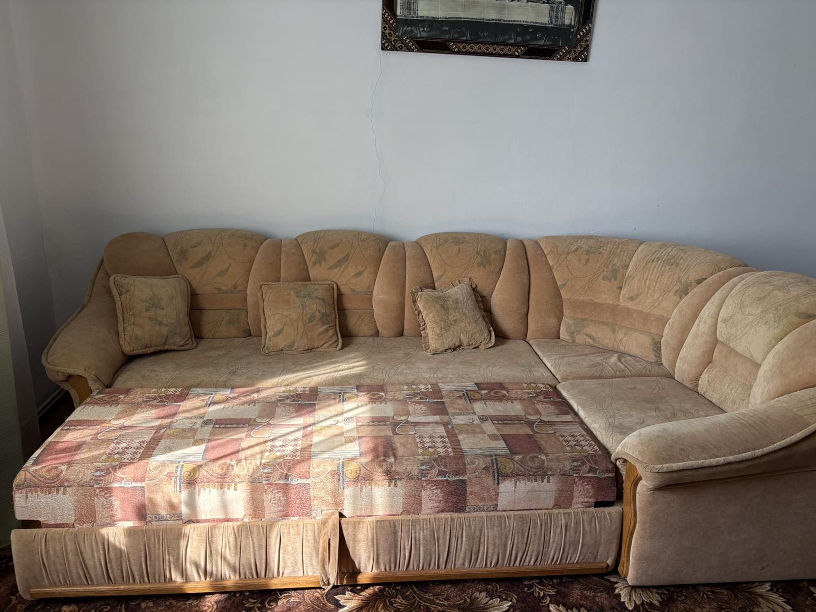 Продам Диван кутовий , все справне , стан як на фото