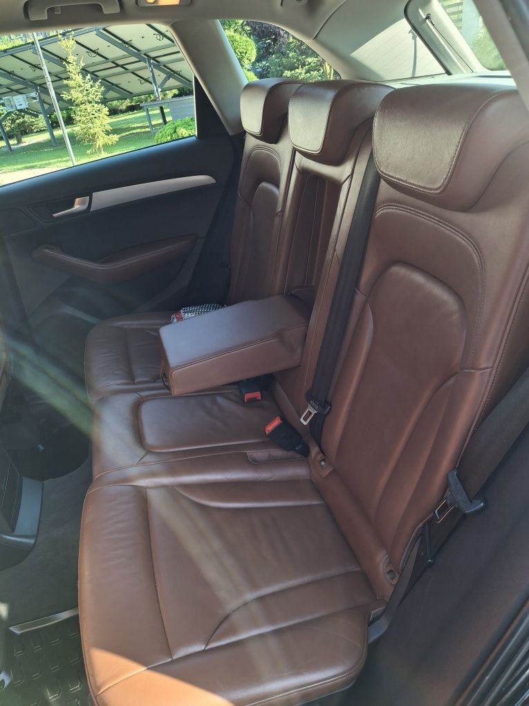 Audi Q5 2.0tdi automat 2012
