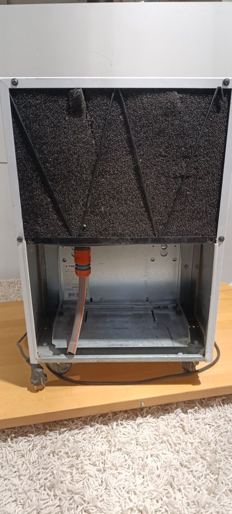 Osuszacz powietrza budowlany TROTEC-TTK 140S.